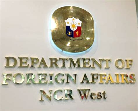 DFA opens consular office at SM City Manila.